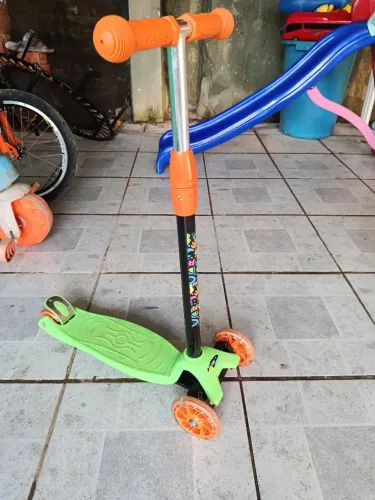 Patinete infantil novo comprei mas meu filho não gostou