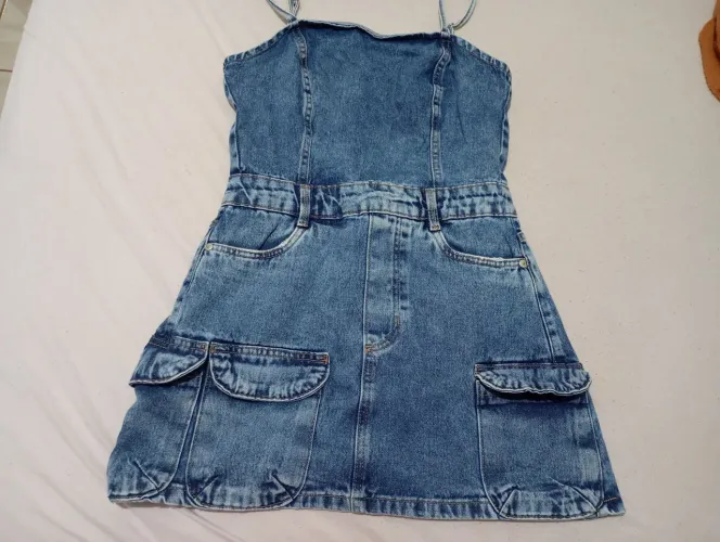 Vestido curto jeans Renner Tam.P