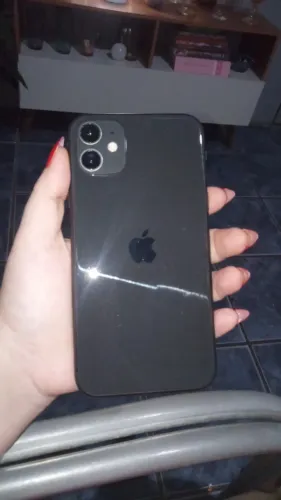 TROCO iPhone 11 - 64GB
