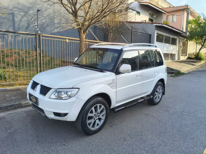 Mitsubishi Pajero TR4 2.0 Flex 16V 4X2 Mec. 2015