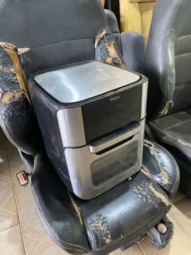 Vendo air frier com defeito