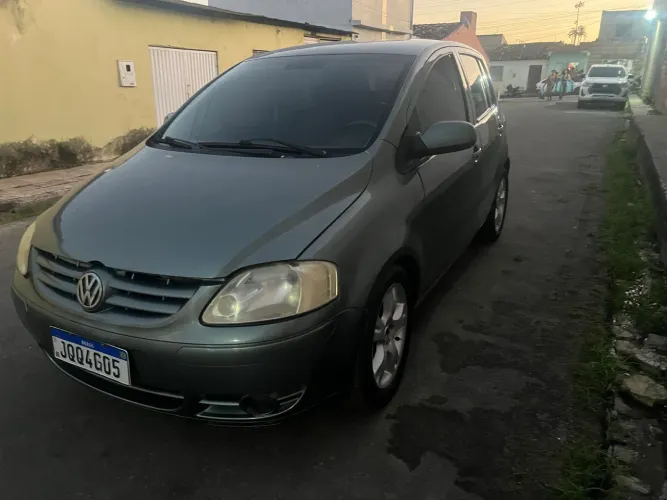 Volkswagen Fox City 1.0mi/ 1.0mi Total Flex 8V 3P 2006