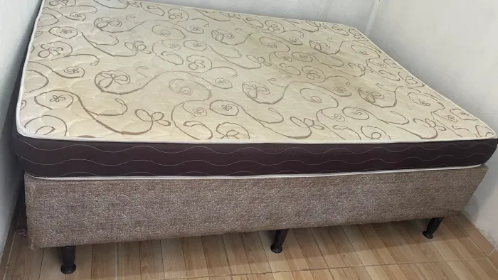Cama box casal
