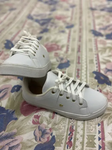 Tênis feminino
