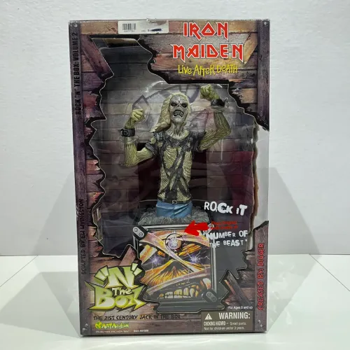 Iron Maiden Action Figure Art Asylum Live After Death ?N?The Box (2002)