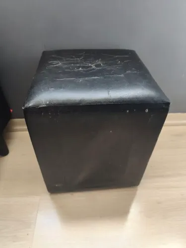 Puff Quadrado Preto - Usado