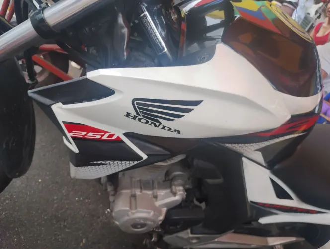  Honda Twister CB 250cc $14.500