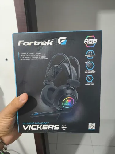 Headset Gamer Fortrek Vickers RGB - Com Microfone - Na Caixa