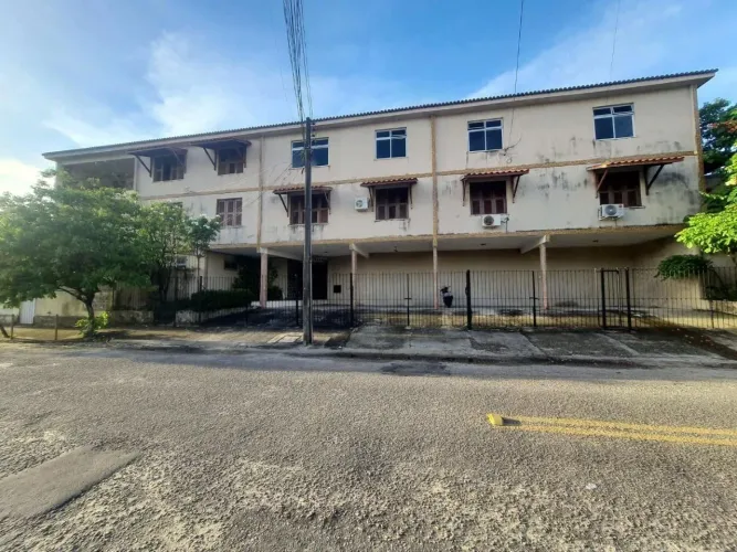 Apartamento com 3 quartos no bairro Joaquim Távora em Fortaleza, CE