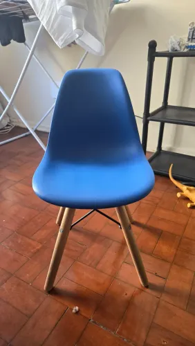 CADEIRA INFANTIL DESIGN EIFFEL