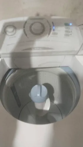 Vendo Maq de lavar roupa Electrolux 10kg
