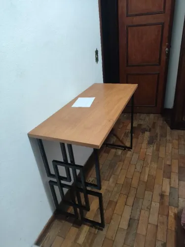 Mesa estilo industrial metalon 20x20