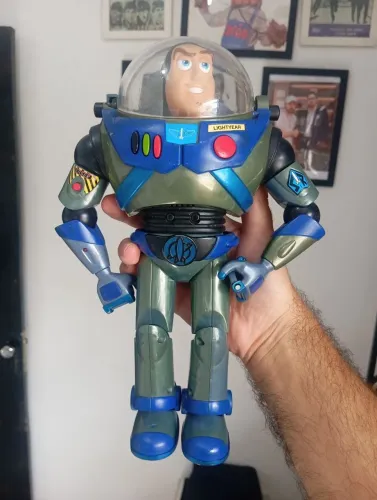 Buzz Lightyear original Hasbro