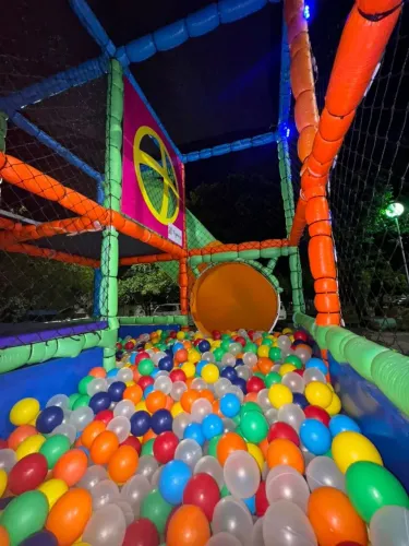 Carretinha Playground móvel