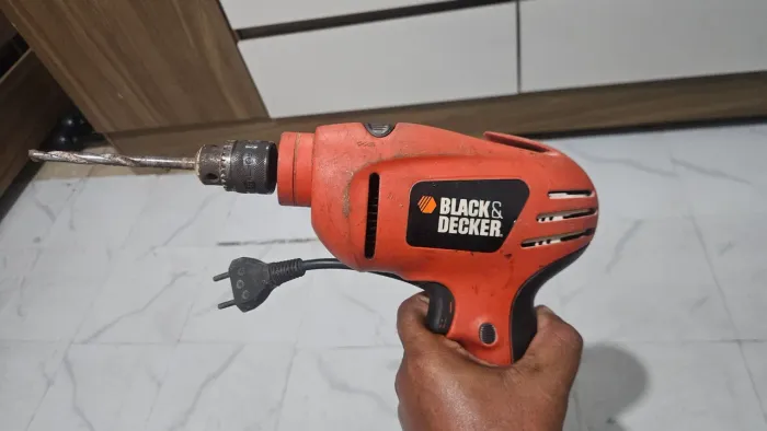 Furadeira Black Decker