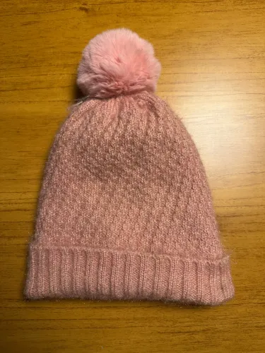 gorro rosa com Pompom