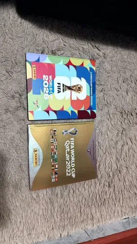 ÁLBUM DA COPA DE 2022 e 2026 completos 