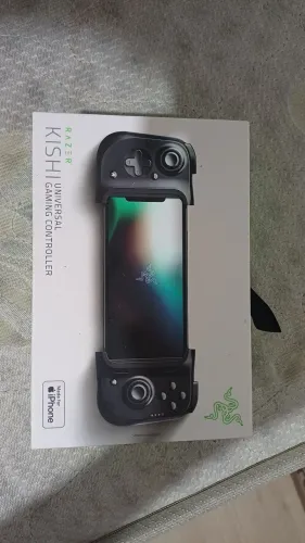 Controle Razer Kishi V1 para iPhone - NOVO, NUNCA USADO 