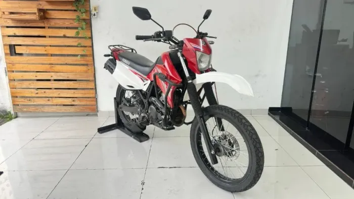YAMAHA XTZ 250 LANDER 2008 VERMELHA COM 136.000 KM
