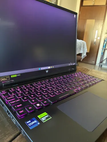 Notebook Gamer RTX 4080, i9 13 geração, 32GB DDR5