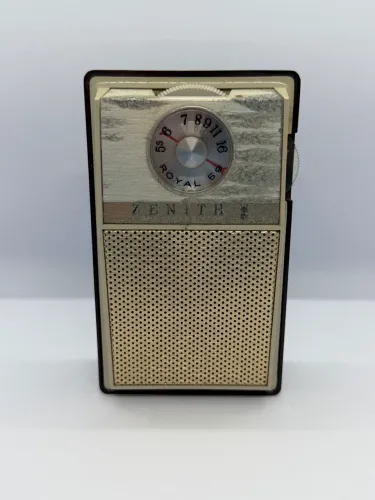 Rádio Antigo Zenith Royal 59 AM - Funcionando