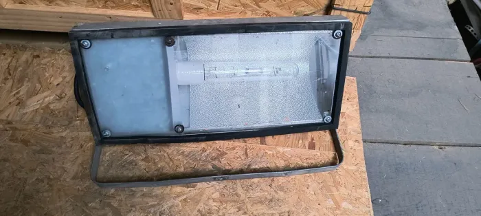 Luminária 400 watts 