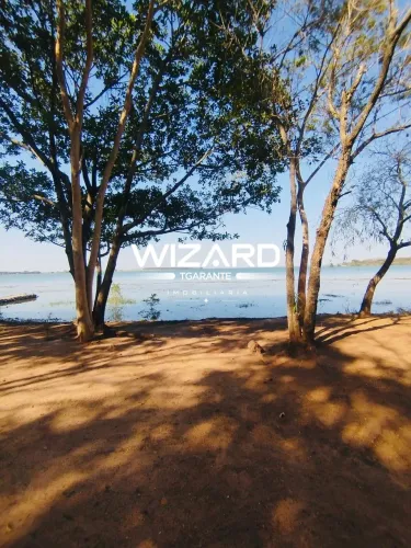 terreno pé na areia