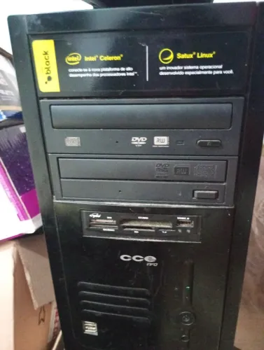 Dois cpu em bom estado