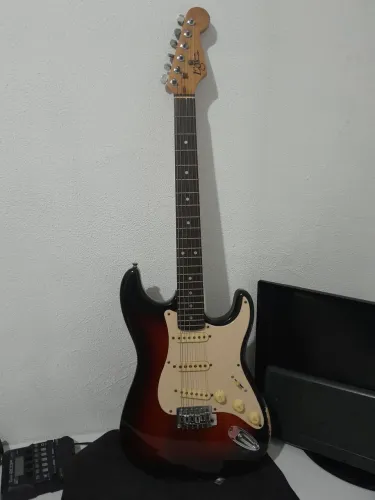 Guitarra Stratocaster