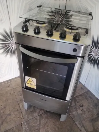 Vendo fogão semi novo 