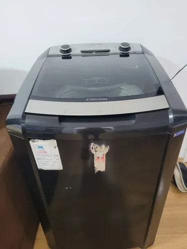 Máquina de lavar com defeito 