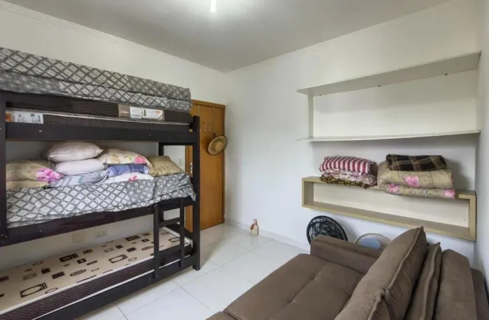 Apartamento com 2 Quarto(s) e 1 banheiro(s) para Alugar, 90 m² por R$ 3888 / Mês