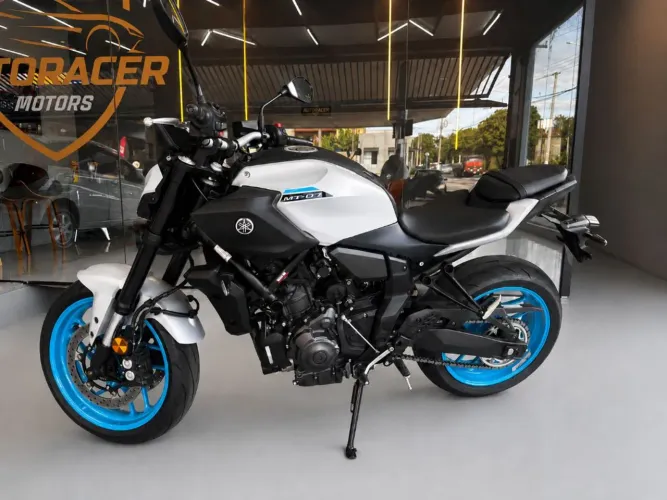 MT-07 CONNECTED 689cc ABS