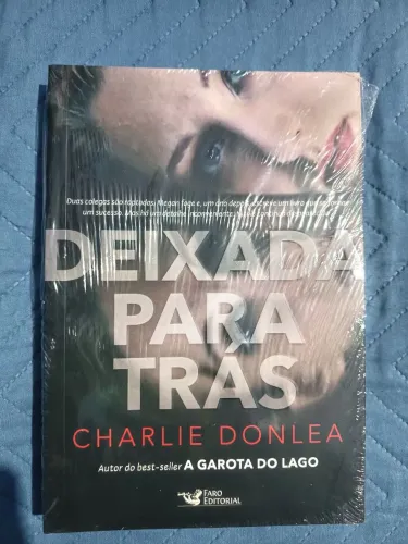 Livro Deixada para trás - Charlie Donlea