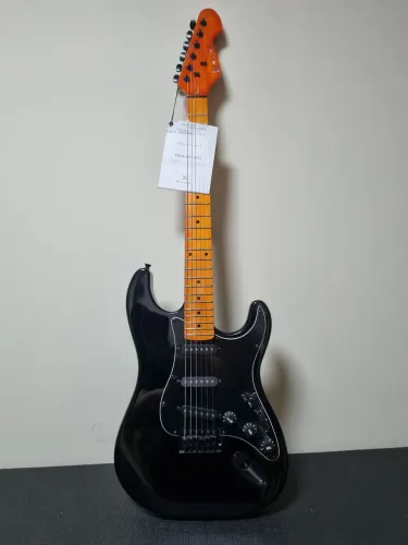 GUITARRA STRATOCASTER MICHAEL GM222N MBA NOVA