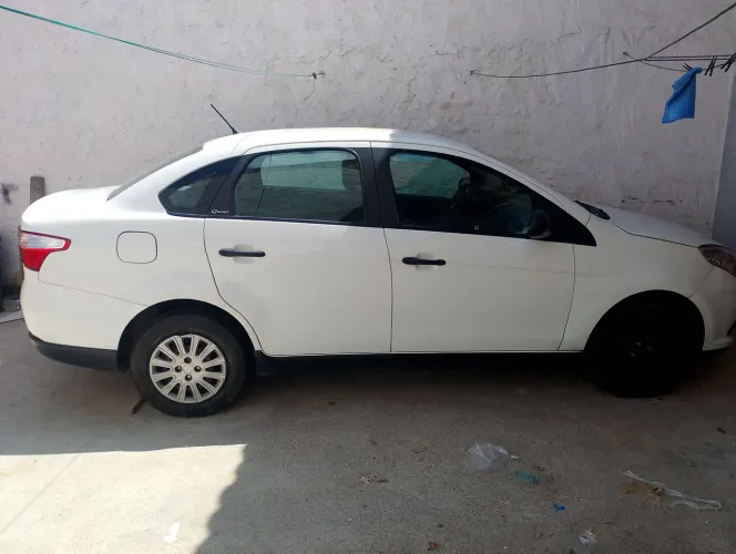 Fiat Grand Siena Attractive 1.0 Flex 8V 4P 2018