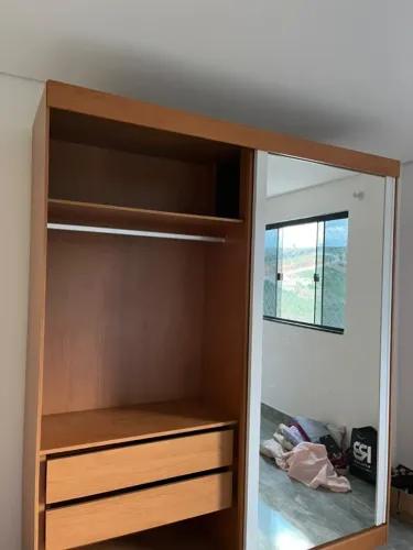 Guarda Roupa Com Espelho