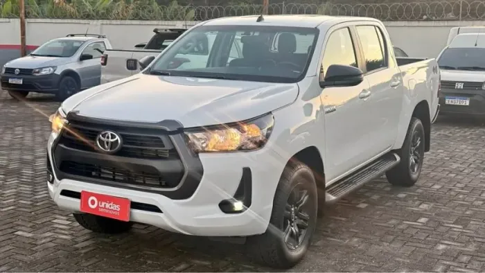 Toyota Hilux CD SR 4X4 2.8 TDI Diesel Aut. 2024