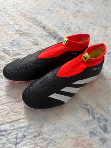 Chuteira adidas campo predator league LI, tamanho 42