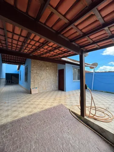 Casa à venda no Bairro Nova Macaé