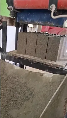 MÁQUINA DE BLOCOS À VENDA PRONTA PARA PRODUZIR!