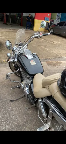 Honda Shadow 750 cc