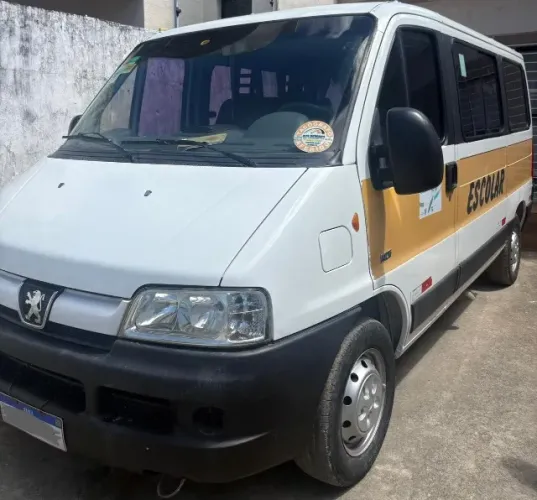 Peugeot Boxer 2.3 Minibus 15/16l TB Diesel. 2014