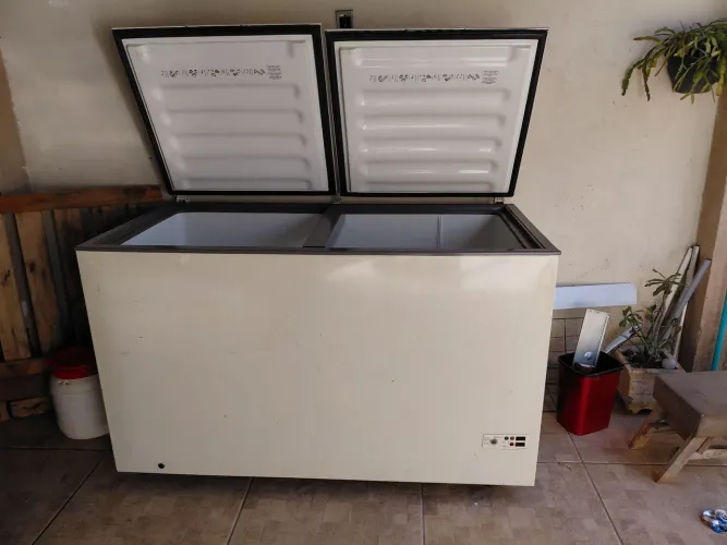 Frezer para conserto
