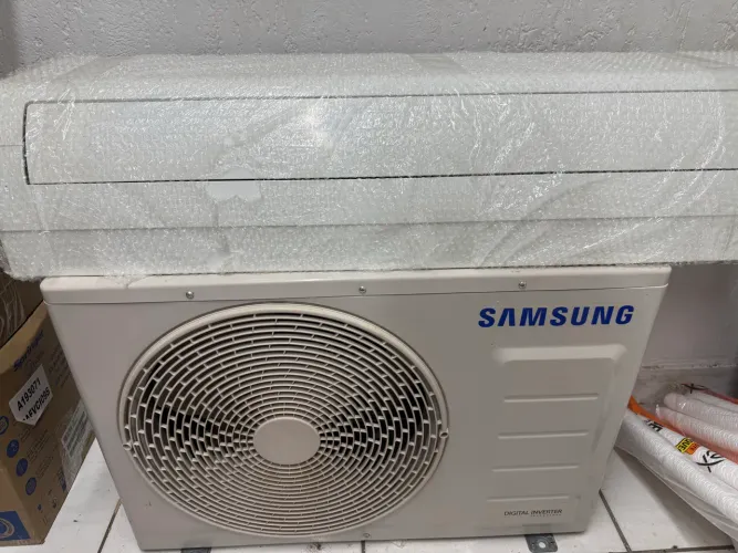 AR-CONDICIONADO SAMSUNG 18.000 BTUs INVERTER
