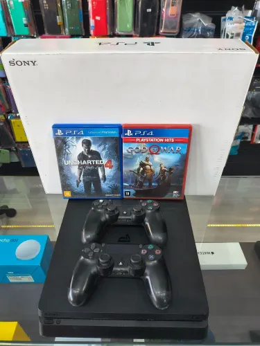 PS4 SLIM 1TB C/2 CONTROLES+ 2 JOGOS