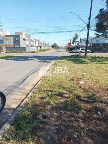 TERRENO EM PINHAIS, PRONTO PARA CONSTRUÇÃO