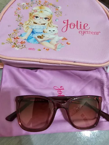 ÓCULOS DE SOL INFANTIL DA MARCA JOLIE.