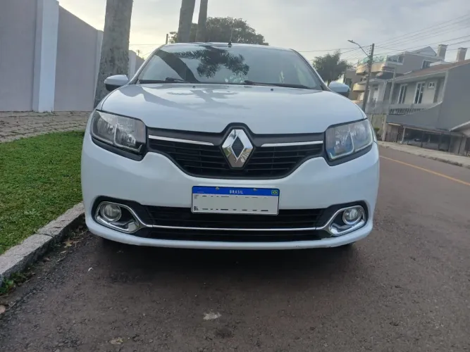 Renault Logan Dynamique Hi-flex 1.6 8V 4P 2016