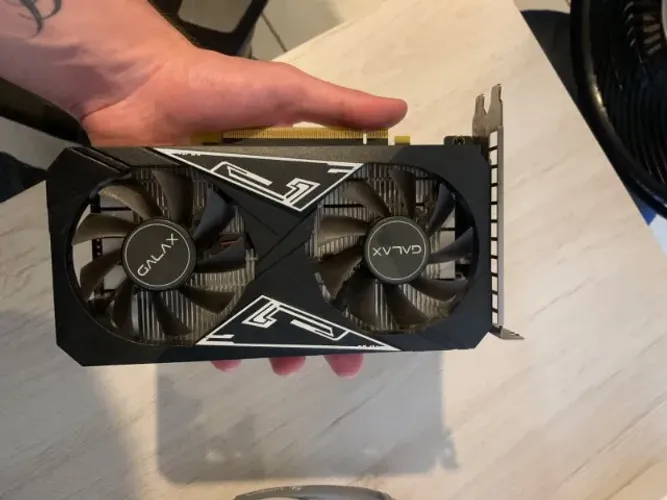 Placa de vídeo Galax Geforce GTX 1650 4gb